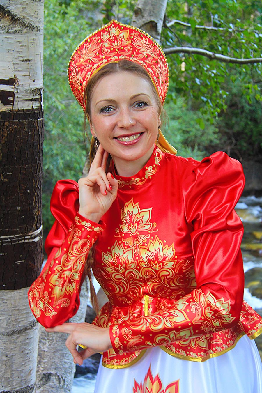 Women in Slavic costumes in Winnipeg