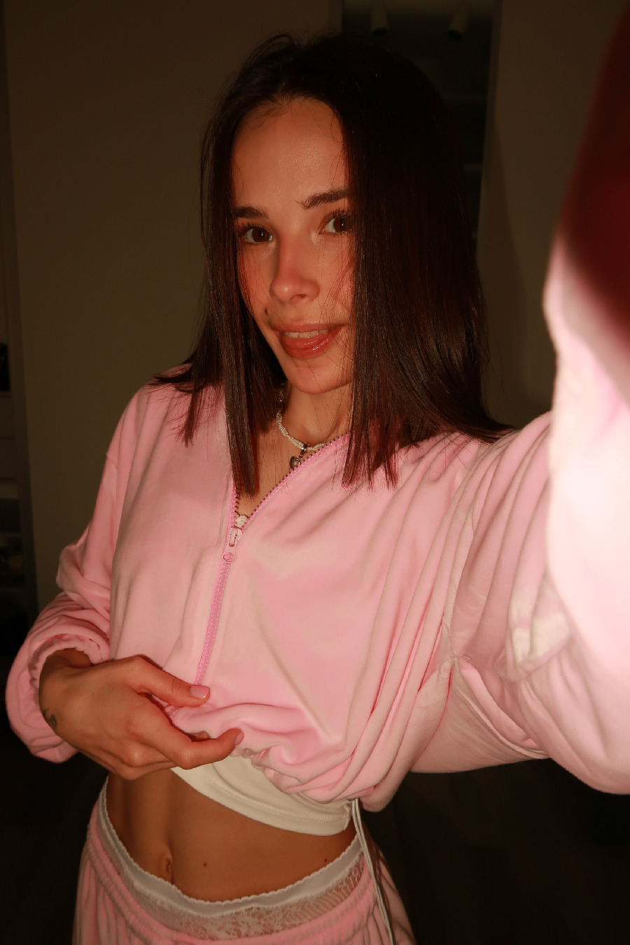 Tina brings the glow — live moments in Winnipeg